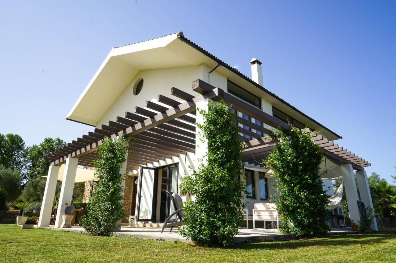 רונדה El Toro Blanco Luxury Villa In Andalucia מראה חיצוני תמונה